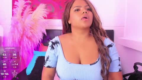 Snapshot of adams_cloe chatting on 18, 10, 2025 Cloe Adams online show from 18, 10, 2025