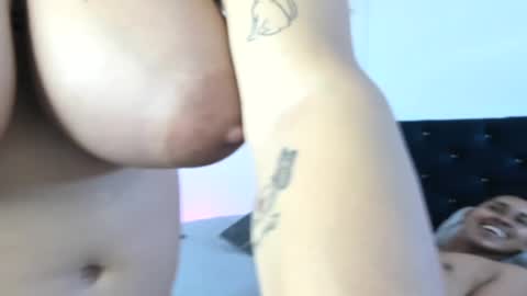 ADAMS Y NIKI online show from 17, 12, 2024