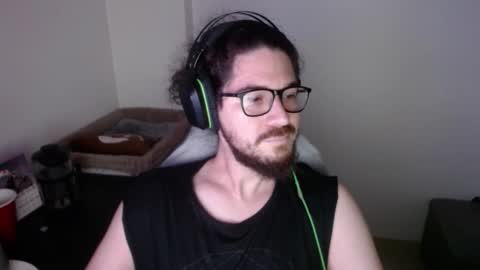 Snapshot of adamussutekh chatting on 17, 9, 2025 Adam online show from 17, 9, 2025