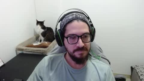 Snapshot of adamussutekh chatting on 3, 10, 2025 Adam online show from 3, 10, 2025