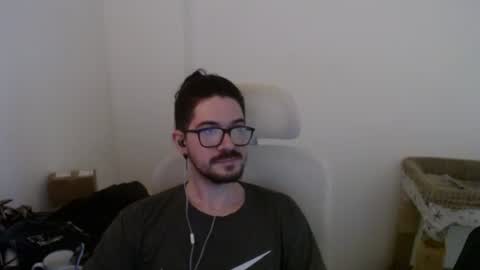 Snapshot of adamussutekh chatting on 28, 7, 2026 Adam online show from 28, 7, 2026