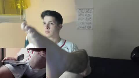 Snapshot of adan_rivas chatting on 12, 6, 2026 adan online show from 12, 6, 2026
