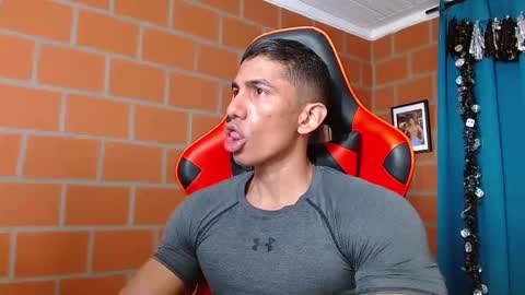 Adan Sin online show from 14, 12, 2024