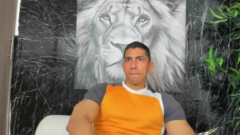 Adan Sin online show from 8, 9, 2025