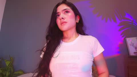 Snapshot of adara_johnson_ chatting on 15, 4, 2026 Adara Johnson online show from 15, 4, 2026