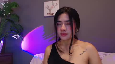  Adara Johnson  online show from 27, 5, 2026
