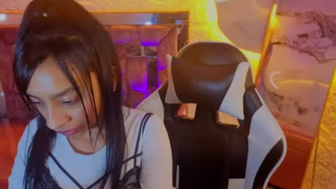 Snapshot of adarasuri_v chatting on 24, 6, 2026 Hi Stream 1000pm to 600am online show from 24, 6, 2026
