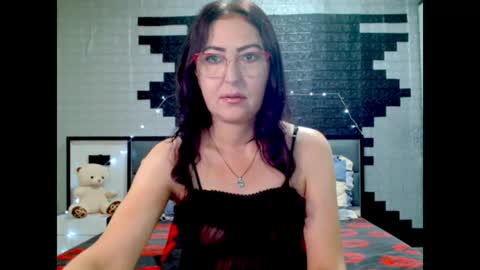 AdaVeraa online show from 26, 6, 2026