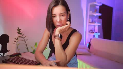 Snapshot of addictsqueen chatting on 14, 12, 2024 ADDICTION online show from 14, 12, 2024