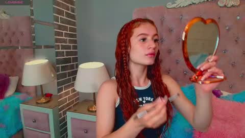 Snapshot of adelainebest chatting on 19, 9, 2025 Adelaine online show from 19, 9, 2025