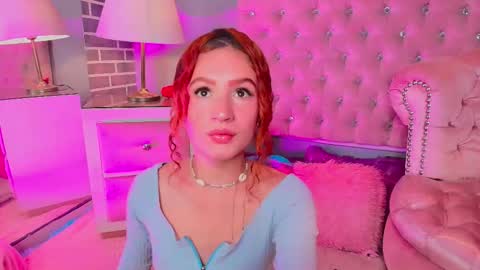 Snapshot of adelainebest chatting on 24, 10, 2025 Adelaine online show from 24, 10, 2025