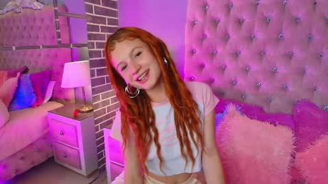 Snapshot of adelainebest chatting on 14, 11, 2025 Adelaine online show from 14, 11, 2025