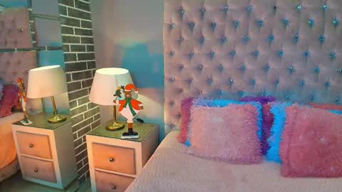 Snapshot of adelainebest chatting on 23, 12, 2025 Adelaine online show from 23, 12, 2025