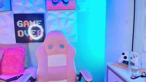 Snapshot of adelainebest chatting on 17, 1, 2026 Adelaine online show from 17, 1, 2026