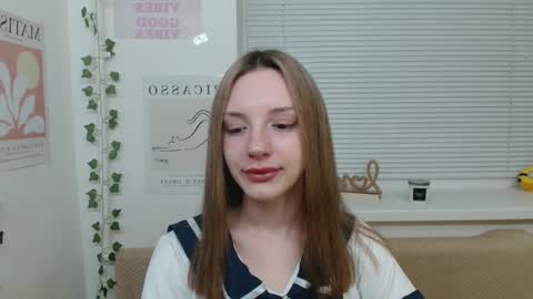 Snapshot of adele0_0 chatting on 5, 1, 2025 Adele online show from 5, 1, 2025