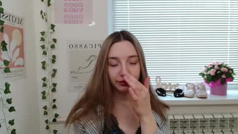 Snapshot of adele0_0 chatting on 14, 2, 2025 Adele online show from 14, 2, 2025