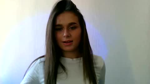 Snapshot of adele_amore chatting on 6, 2, 2025 Adele Amore online show from 6, 2, 2025