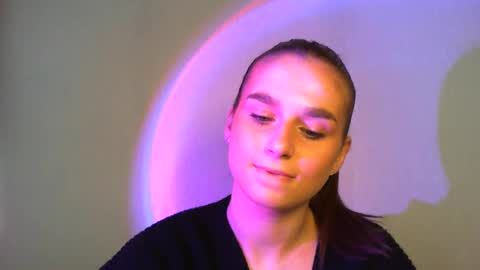 Snapshot of adele_amore chatting on 9, 2, 2025 Adele Amore online show from 9, 2, 2025