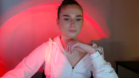 Snapshot of adele_amore chatting on 3, 3, 2025 Adele Amore online show from 3, 3, 2025