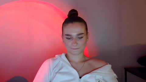 Snapshot of adele_amore chatting on 3, 3, 2025 Adele Amore online show from 3, 3, 2025