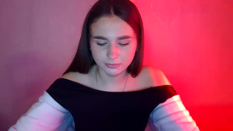 Snapshot of adele_amore chatting on 7, 3, 2025 Adele Amore online show from 7, 3, 2025