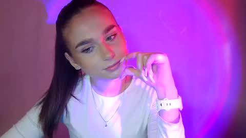 Snapshot of adele_amore chatting on 8, 3, 2025 Adele Amore online show from 8, 3, 2025