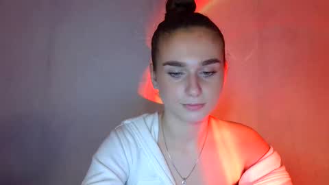 Snapshot of adele_amore chatting on 10, 3, 2025 Adele Amore online show from 10, 3, 2025