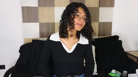 Snapshot of adele_carter_ chatting on 22, 2, 2025 Andrea online show from 22, 2, 2025