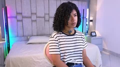 Andrea online show from 9, 5, 2026
