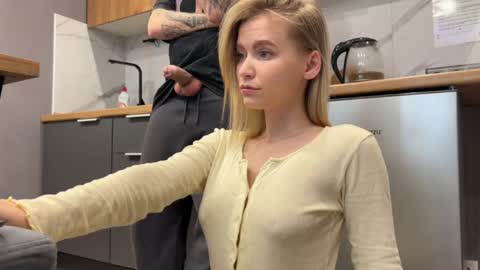 Snapshot of adele_nick2202 chatting on 13, 4, 2026 Adele Nick online show from 13, 4, 2026