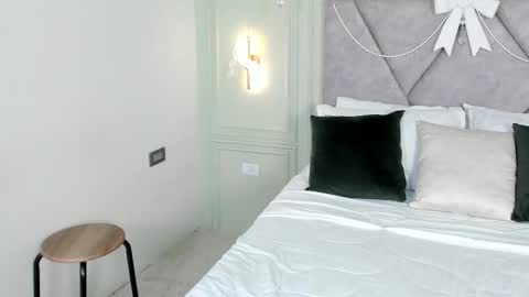 Snapshot of adeleebrooke chatting on 6, 1, 2026 Adeele Brooke online show from 6, 1, 2026