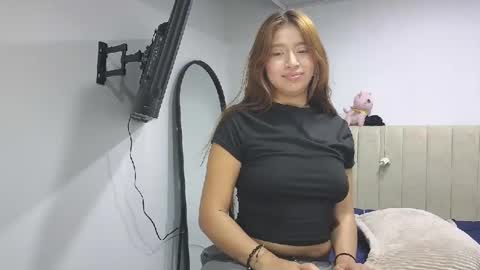 Snapshot of adelein_foxxx chatting on 10, 2, 2026 adellein foxx online show from 10, 2, 2026