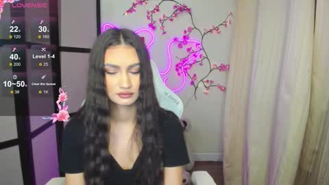 Snapshot of adeleluu chatting on 22, 11, 2025 Adel online show from 22, 11, 2025