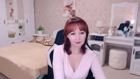 AdeleMoran online show from 15, 12, 2024