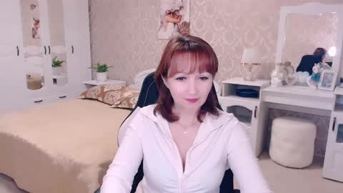 AdeleMoran online show from 17, 1, 2025