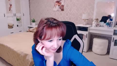 AdeleMoran online show from 28, 2, 2025