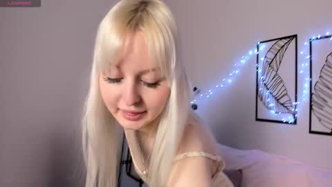 adelesilver online show from 28, 10, 2025