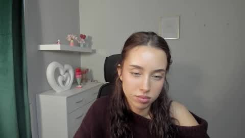 Snapshot of adelesolo chatting on 22, 4, 2026 Adele online show from 22, 4, 2026