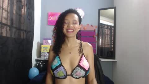 Snapshot of adeleth_blue chatting on 6, 10, 2025 Adeleth online show from 6, 10, 2025
