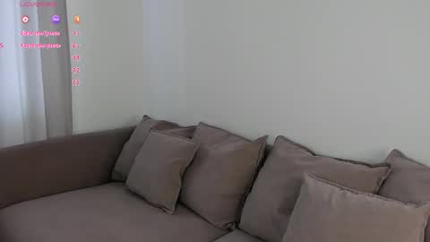 adelexx_zll online show from 9, 4, 2026