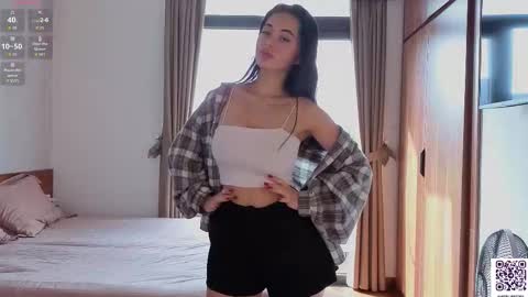 Snapshot of adelia_ntmu chatting on 31, 10, 2025 Adelia online show from 31, 10, 2025