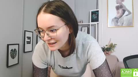 Snapshot of adelina_bb chatting on 2, 12, 2024 Adelina online show from 2, 12, 2024