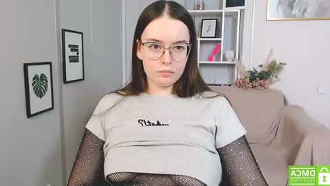 Snapshot of adelina_bb chatting on 2, 12, 2024 Adelina online show from 2, 12, 2024