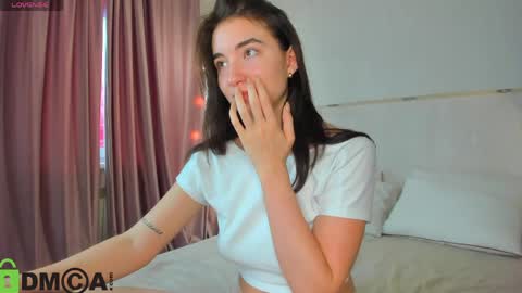 Adelina bliss online show from 10, 5, 2026