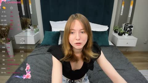 Snapshot of adelina_cowell chatting on 6, 12, 2024 Adelina online show from 6, 12, 2024