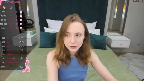 Snapshot of adelina_cowell chatting on 28, 1, 2025 Adelina online show from 28, 1, 2025