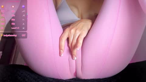 Snapshot of adelinaconte1 chatting on 3, 3, 2026 adelinaconte1 online show from 3, 3, 2026