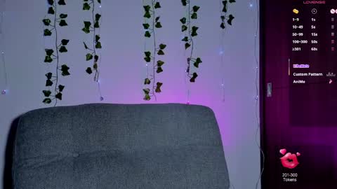 Snapshot of adelinaconte1 chatting on 25, 4, 2026 adelinaconte1 online show from 25, 4, 2026