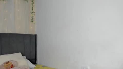 Snapshot of adeline_hill1 chatting on 13, 2, 2025 Adeline online show from 13, 2, 2025