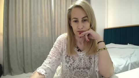Adellyn online show from 9, 5, 2026